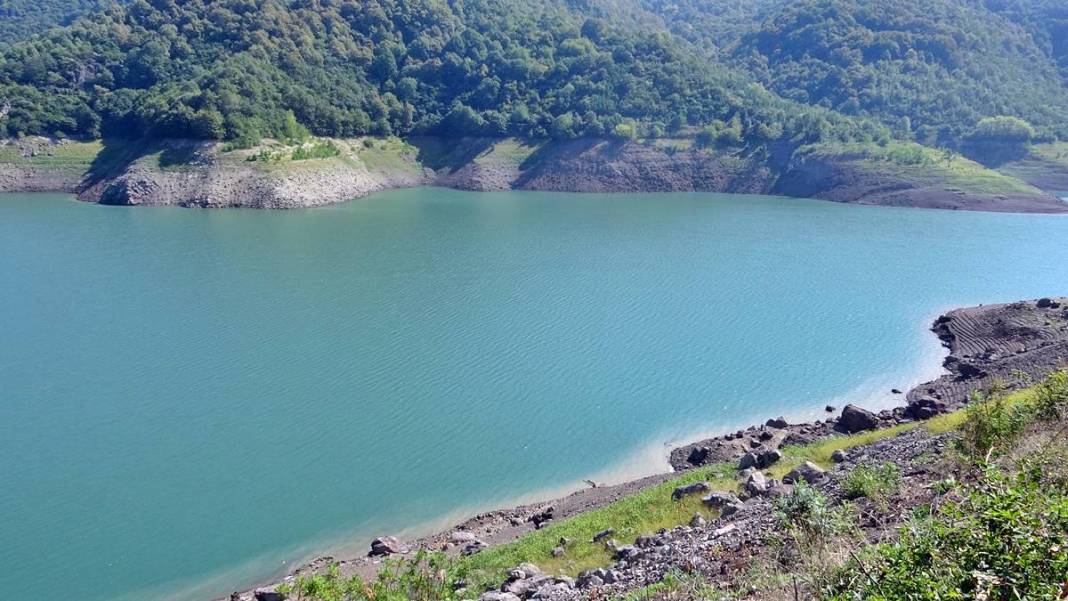 O kentte korkutan manzara: 'Herkes duyarlı olsun' çağrısı! Belediye fotoğraflarını çekip uyardı 18